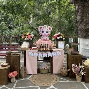 Στολισμός Βάπτισης Τιγράκι και Λουλούδια