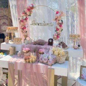 Στολισμός Βάπτισης με Λουλούδια & Plexiglass Όνομα